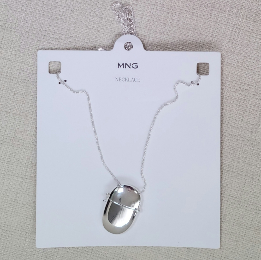Mango Metal Locket Pendant Necklace